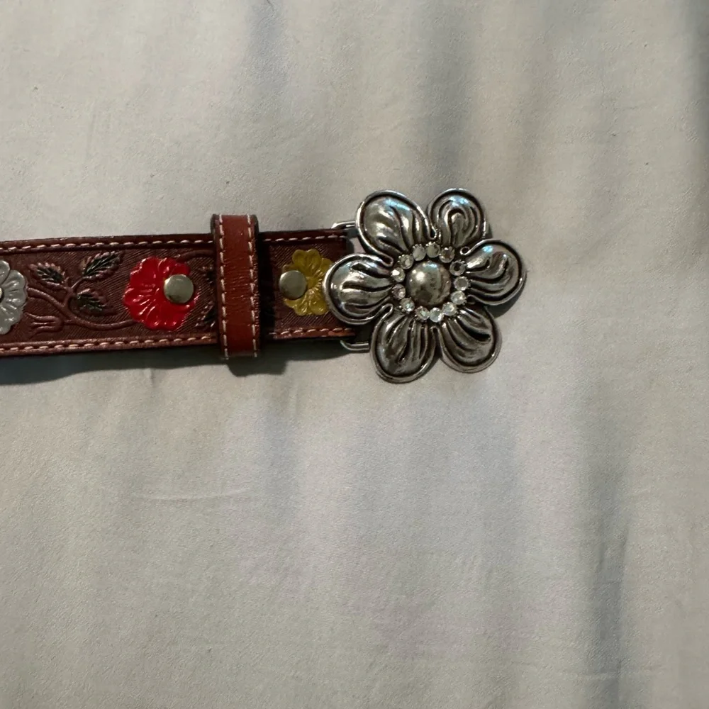 Floral Embellished Brown Leather Belt